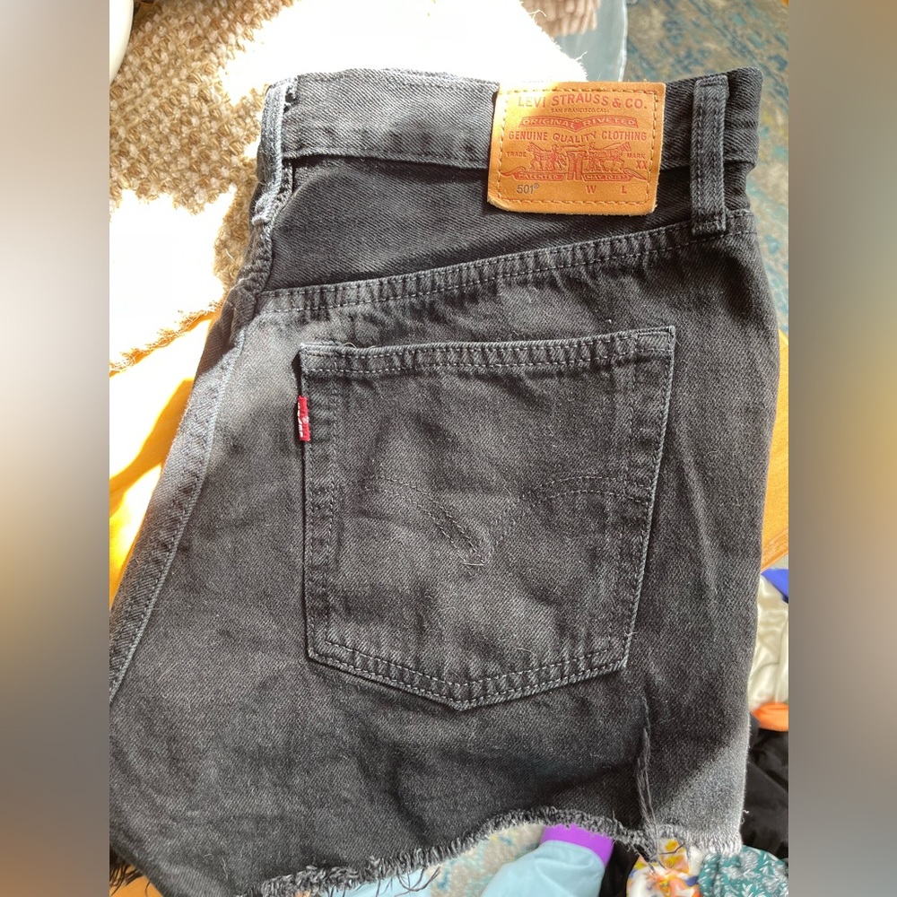 Levi’s button up shorts